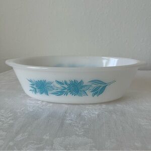 Vintage 1 QT. Glasbake White and Blue Floral Baking Casserole Dish